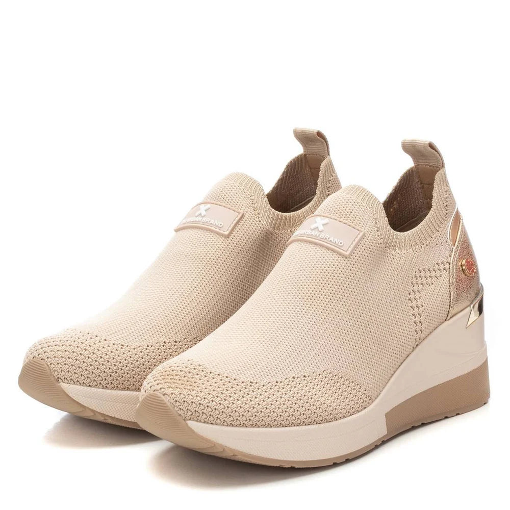 Slip on Donna Xti con Zeppa in Tessuto Beige