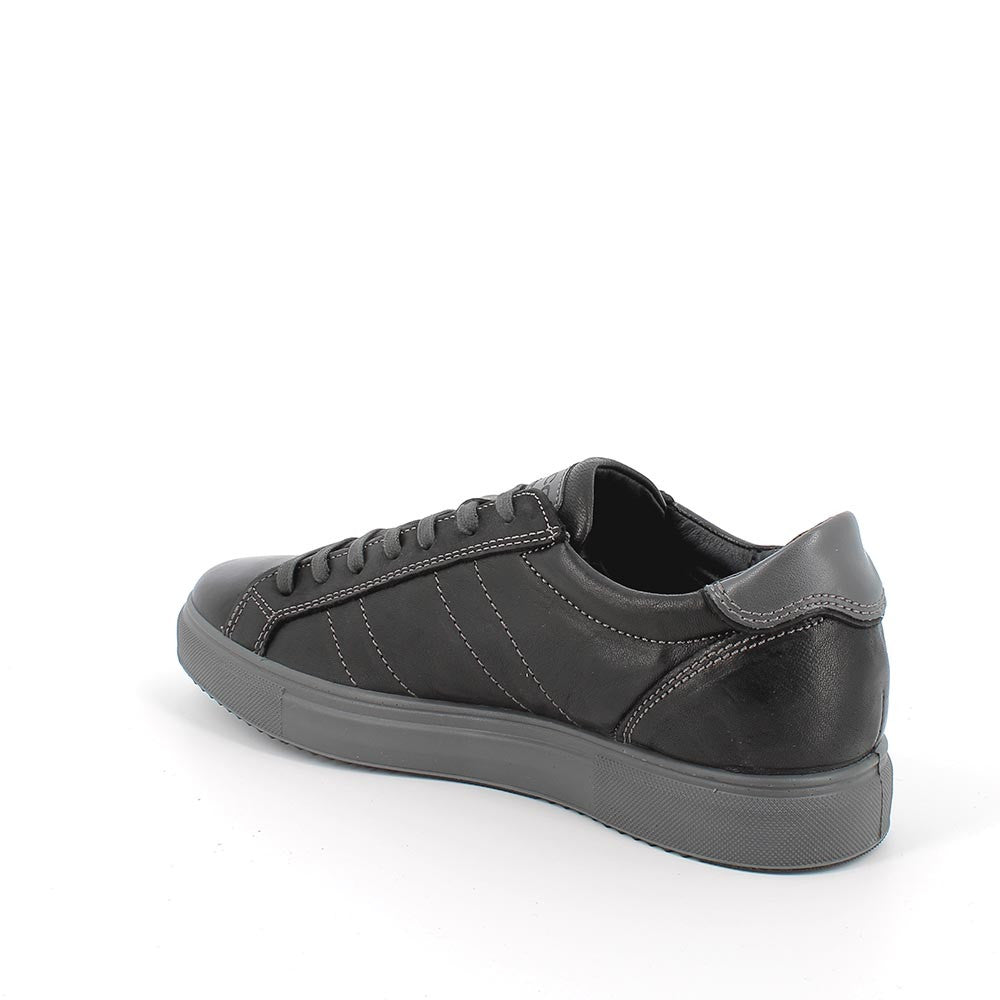 Sneaker Uomo Igi&Co in Pelle Nero Flat