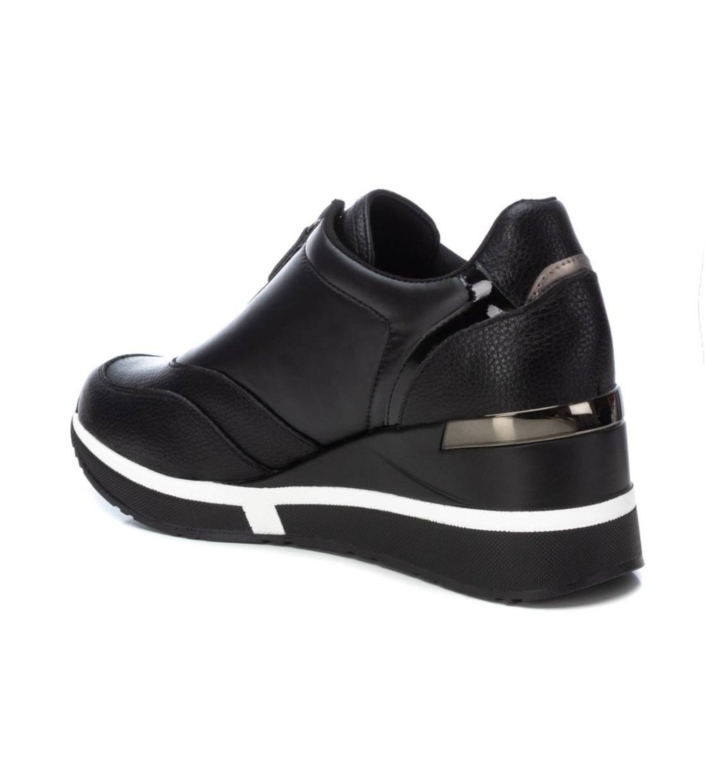 Sneaker Slip on Donna Xti con Zip Nero