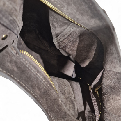 Borsa a Spalla Sacca in Pelle Scamosciata Borchiata Maury