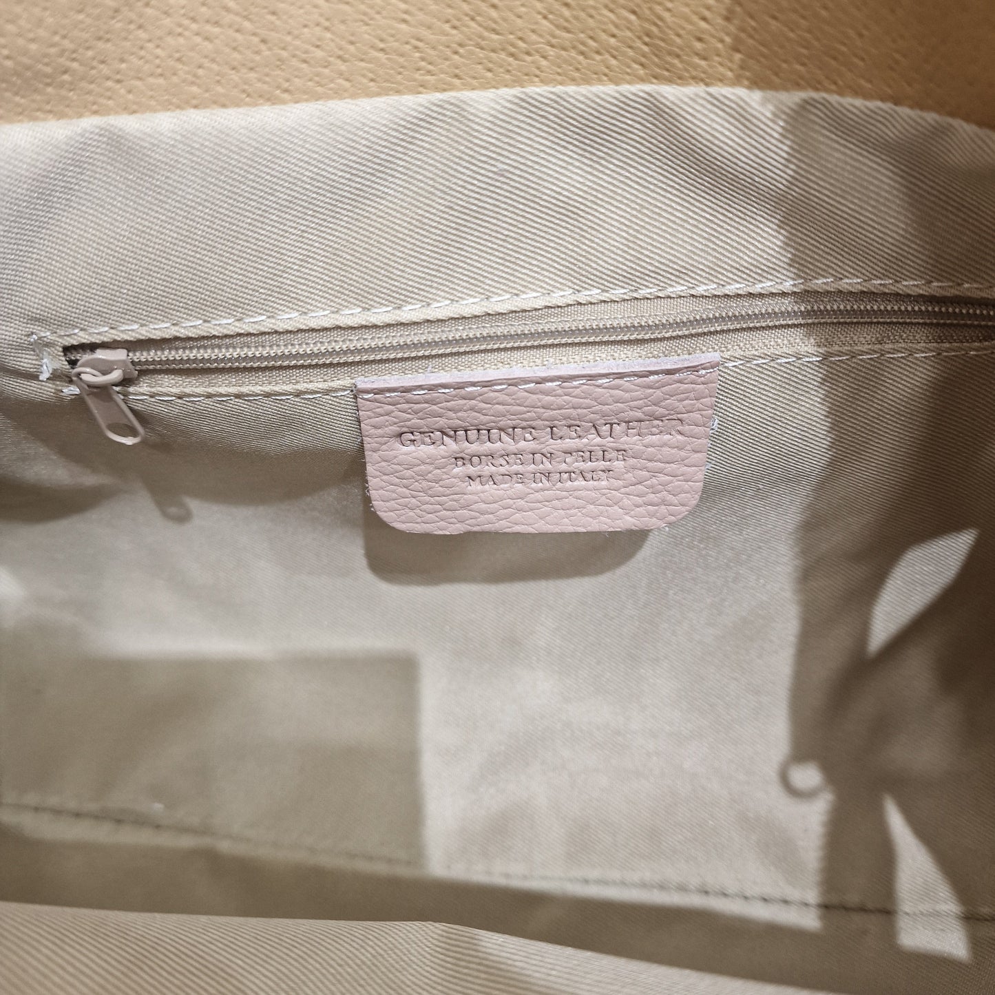 Borsa a Mano Grace in Pelle - Lady Bag con Chiusura Turn-Lock e Tracolla