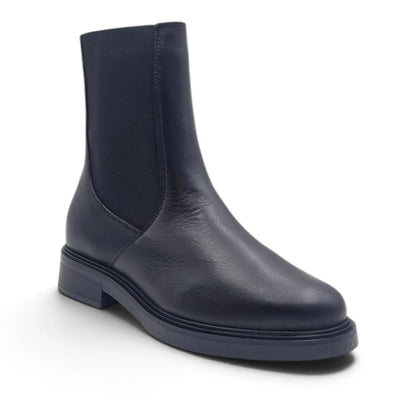 Stivaletto Donna modello Beatles in Pelle Morbida Nero con Elastico e Zip