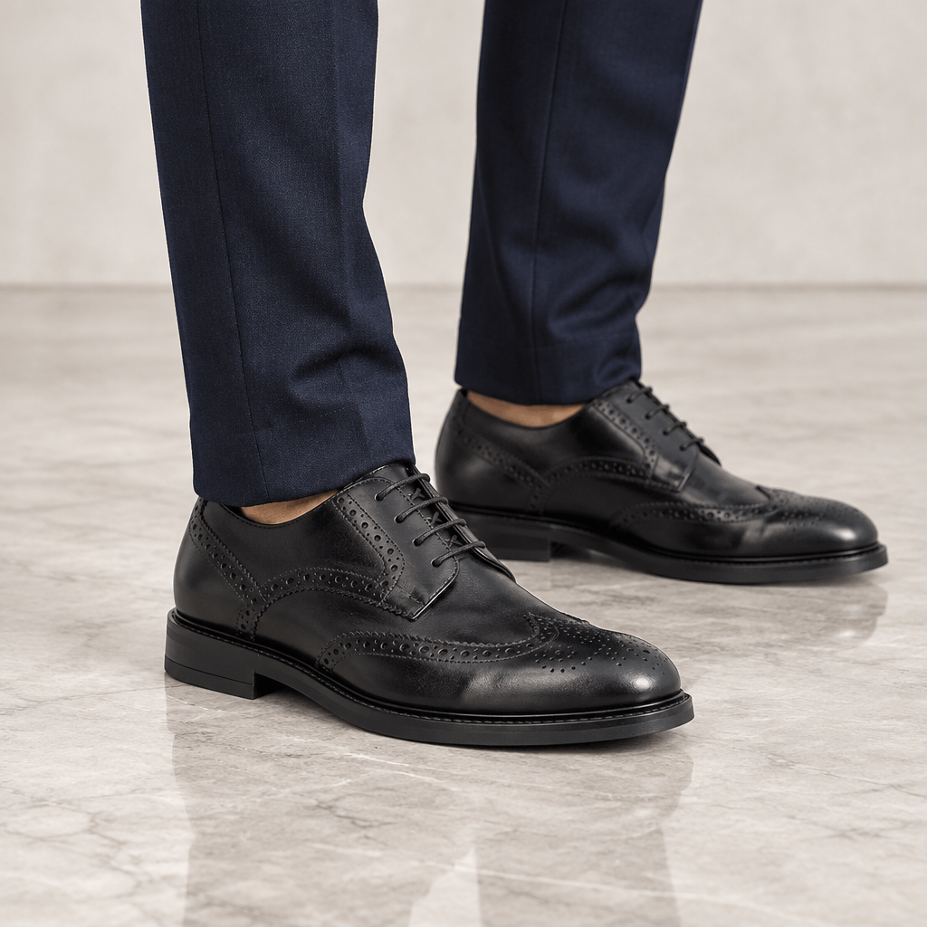 Derby Uomo Igi&co in Pelle Nera con Lavorazione Brogue e Coda di Rondine