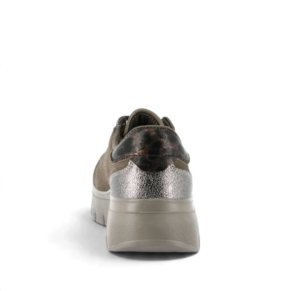 Sneakers Donna Grunland in Pelle Scamosciata Taupe con Zip - Fondo Flessibile ed Ergonomico