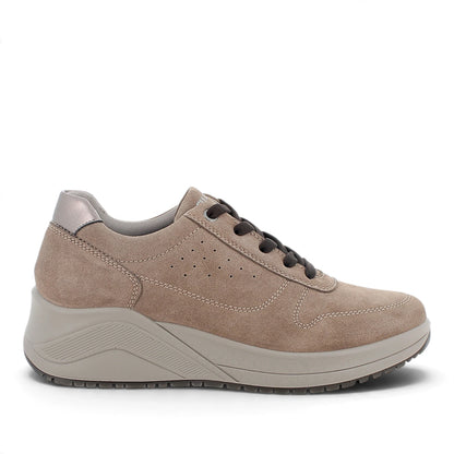 Sneakers Donna Igi&Co in Scamosciato Fango con Zeppa