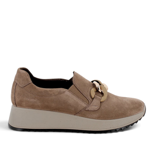 Mocassino Donna Enval in Pelle Scamosciata Fango con accessorio
