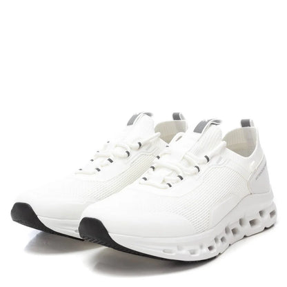 Sneakers Slip on Uomo XTI in Tessuto Bianco con Suola Ammortizzante
