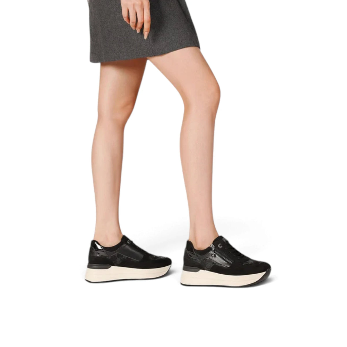 Sneakers Donna in Tessuto Scamosciato Nero e Riporti Stampati con Zip