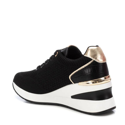 Sneaker Donna Xti con Zeppa in Tessuto Nero